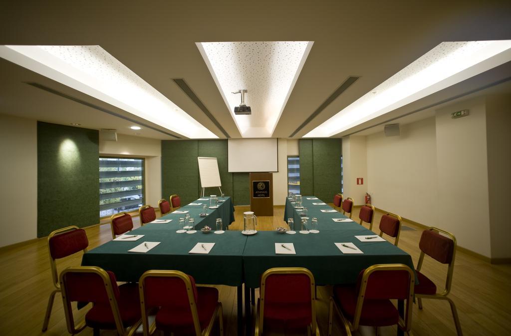 Otel Athinais 3*